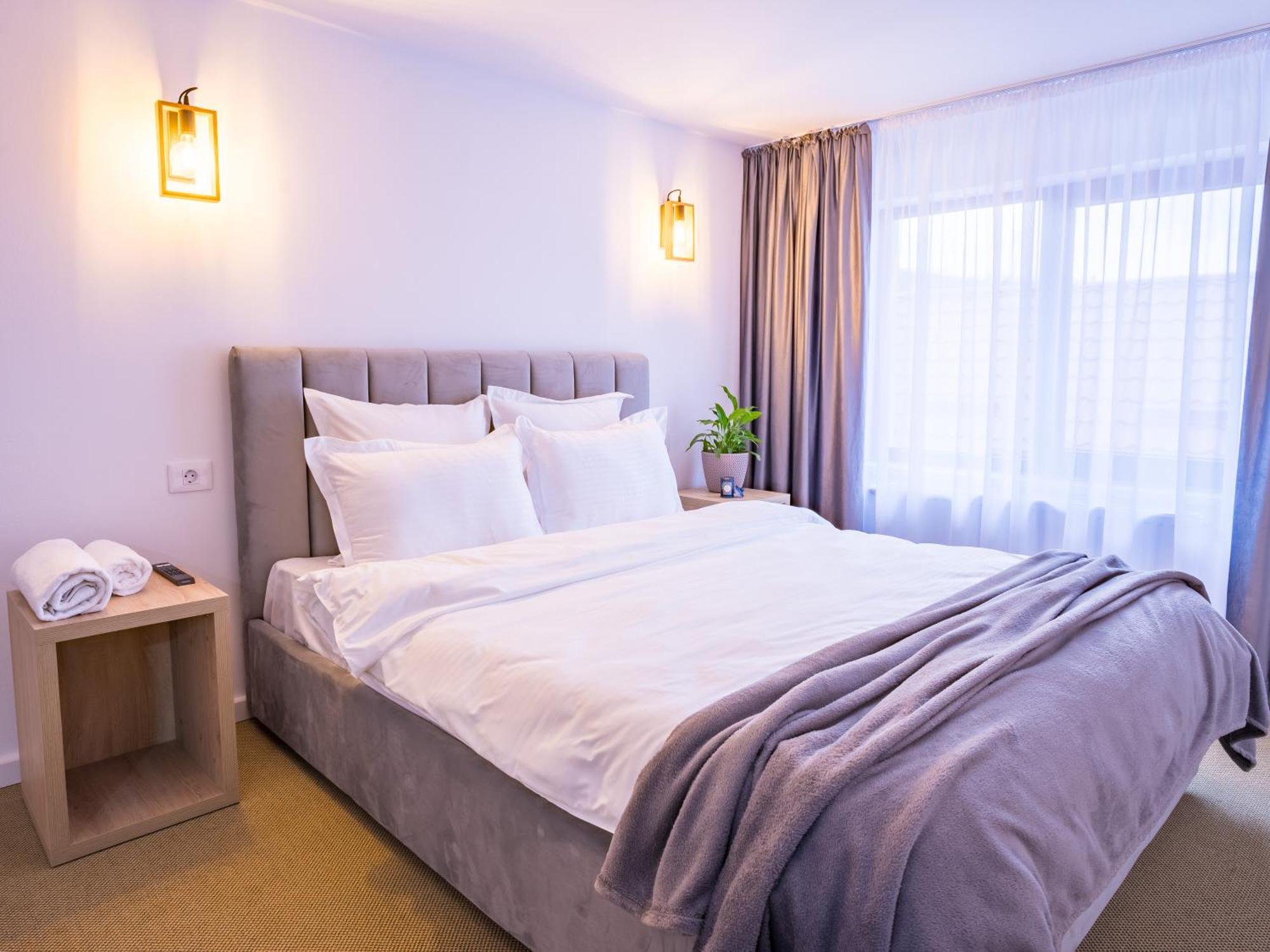 Casa Zuz Voronet Hotel กูรา ฮูมอรูลุย ภายนอก รูปภาพ