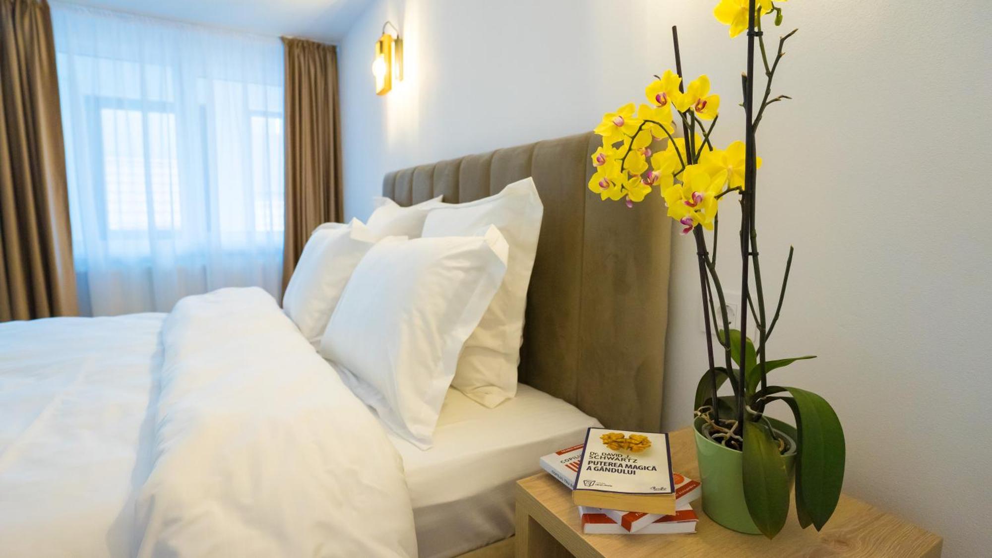 Casa Zuz Voronet Hotel กูรา ฮูมอรูลุย ภายนอก รูปภาพ